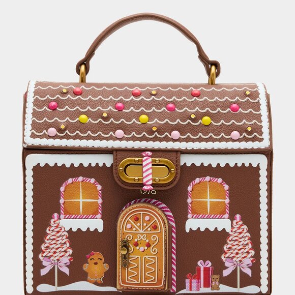 Betsey Johnson Kitsch Baking Spirits Bright Light Up Gingerbread House Crossbody - Picture 1 of 10